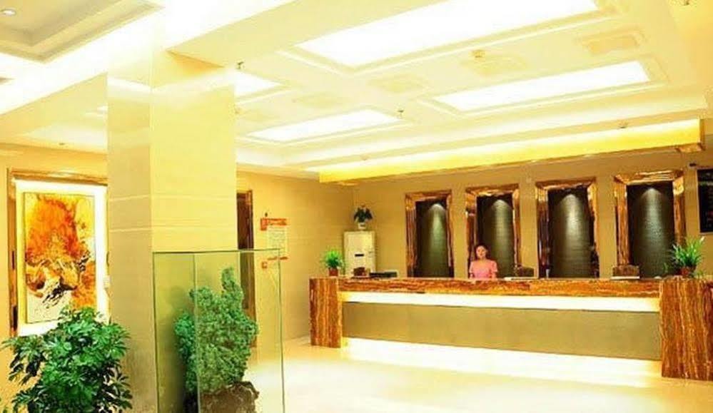 Ronghe Holiday Hotel Shiyan  Ngoại thất bức ảnh