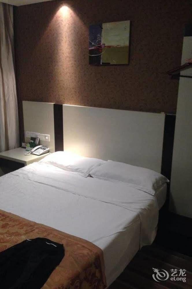 Ronghe Holiday Hotel Shiyan  Ngoại thất bức ảnh