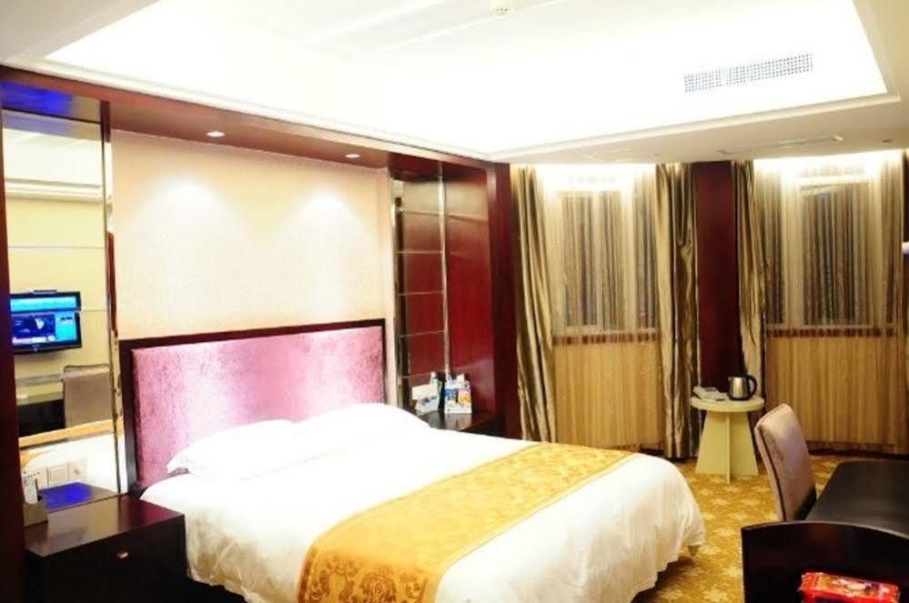 Ronghe Holiday Hotel Shiyan  Ngoại thất bức ảnh